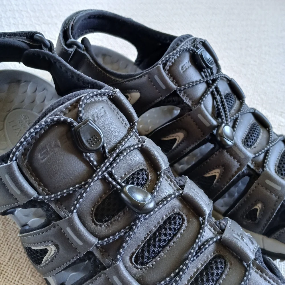 skechers ♡ tresmen sandals luxe foam relaxed fit sandals mens 9 gorpcore trail